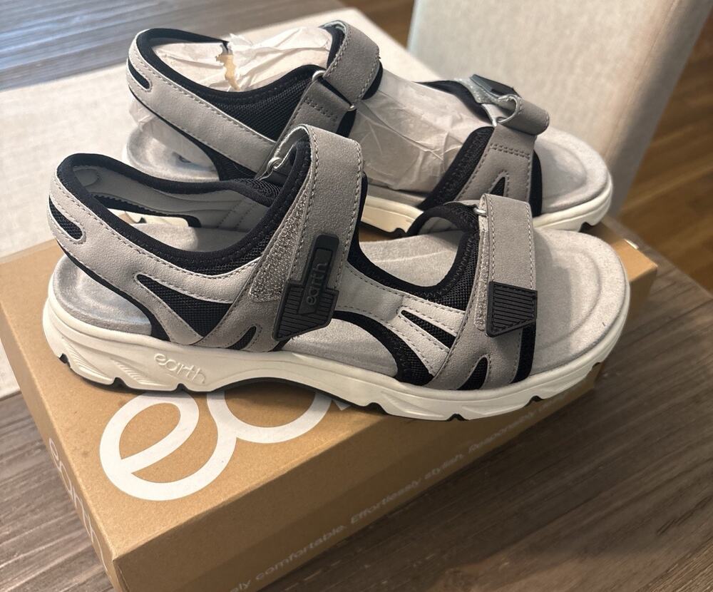 NEW Earth Women's Venny Banded Sporty Flat Sandals Size 7.5W Dark Gray Outdoors